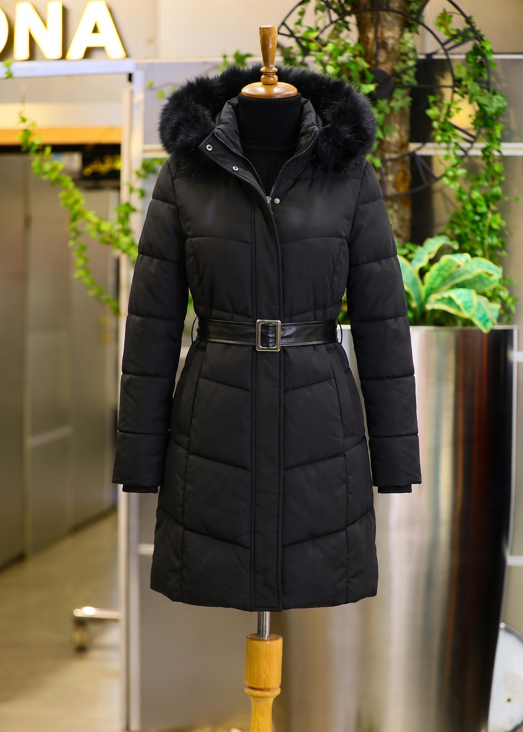 Jaqueta Feminina Parka Suzaine Lemartine